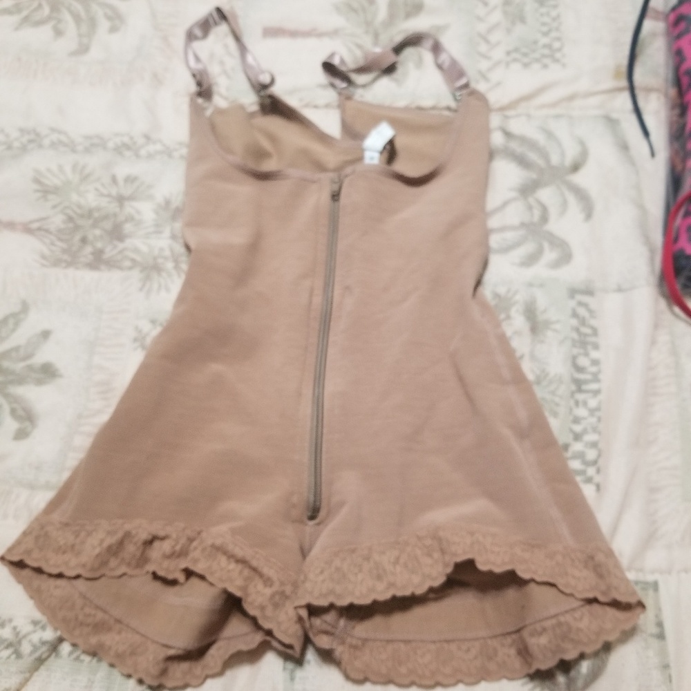 Body shaper